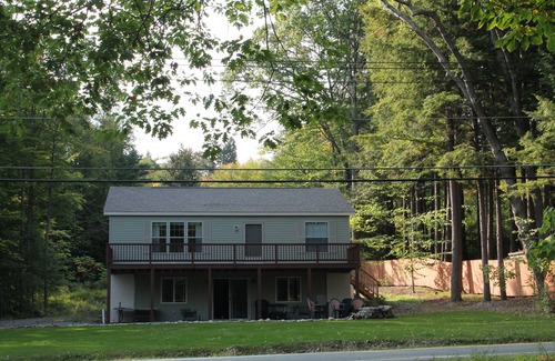 Edinburg House | Reidell's Retreat - A Four Season's Retreat on The Great Sacandaga Lake