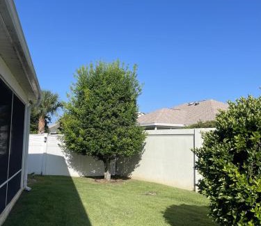 Virginia Trace House | Reidville - Patio Villa Near Sumter Landing- Villagepeople