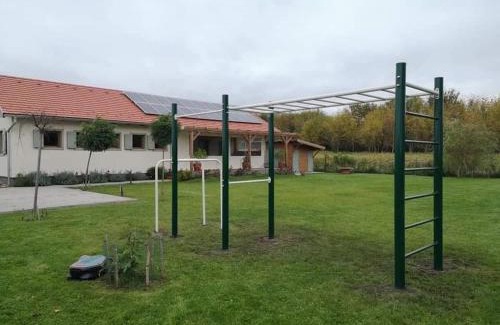 Buzsak House | Reinpold Vendégház