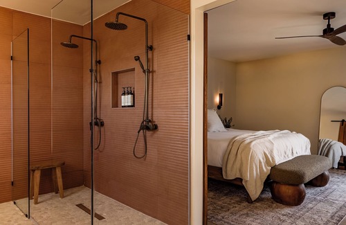 The Movie Colony Hotel | Rejuvenate and Relax in Spa Suite