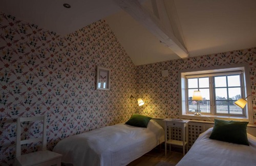 Enkoping Municipality Bed & Breakfast | Rekasta Bed & Breakfast