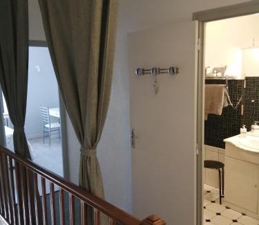 Vrecourt Bed & Breakfast | Relais de la Mothe LA SUITE