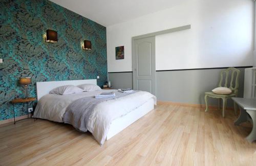 Cahuzac-sur-Adour Bed & Breakfast | Relais de la tour