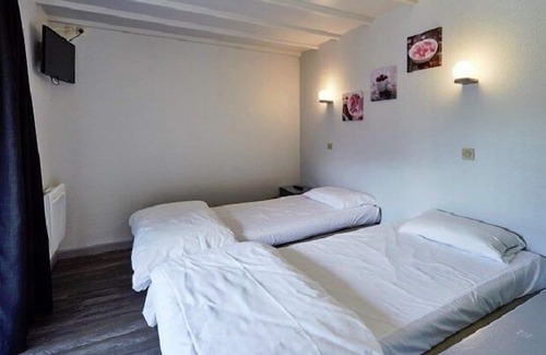 Saint-Vigor-le-Grand Hotel | Relais des 3 Pommes