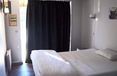 Saint-Vigor-le-Grand Hotel | Relais des 3 Pommes