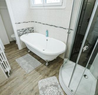 Tralaigues Bed & Breakfast | Relais des combrailles