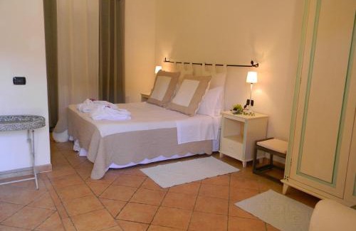 Porto Taverna House | Relais Fenicottero Rosa