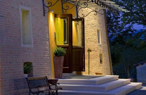 Camerino House | Relais Villa Fornari