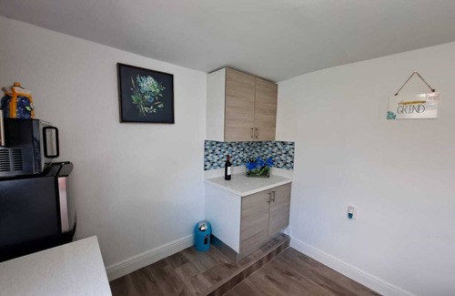 Flagami Apartment | Relax 521- At the Side, cozy studio at the heart of Miami