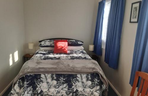 Featherston House | Relax@99