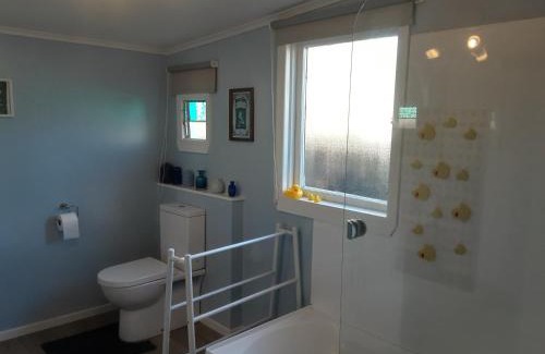 Featherston House | Relax@99