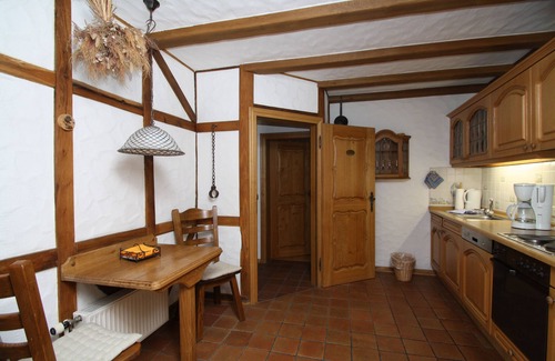 Zell Apartment | Relax alone: 30°C indoor pool, sauna, steam bath included in the price. Terrace facing the Moselle