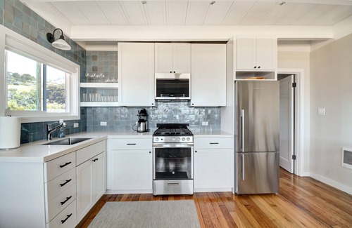 Stinson Beach Apartment | Relax and Enjoy an Oceanfront Getaway at La Paz