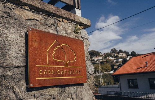 Macieira de Cambra House | Relax and enjoy our animals and activities at this family home.