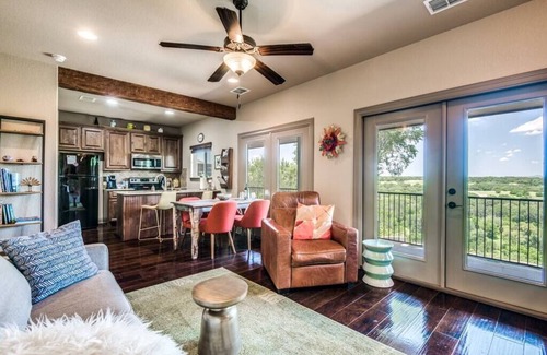 Spring Branch House | Relax and Enjoy the Views of the Hill Country