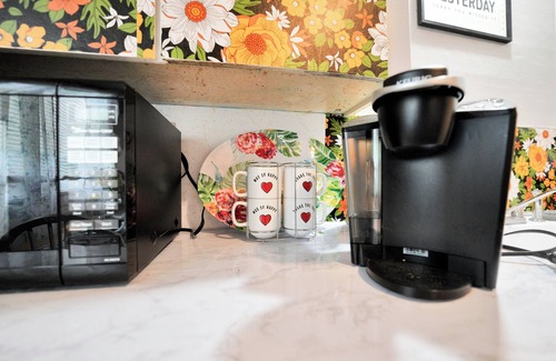 Rochester Apartment | Relax and enjoy the lush beauty of Flower City