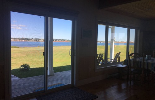 Souris House | Relax and enjoy the views from this waterfront gem!
