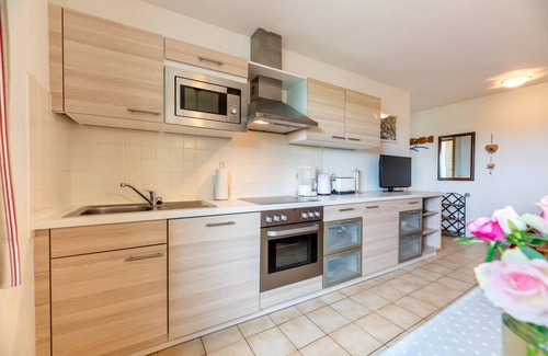 Midlum Apartment | Relax and feel good: Your family-friendly vacation apartment in Midlum!