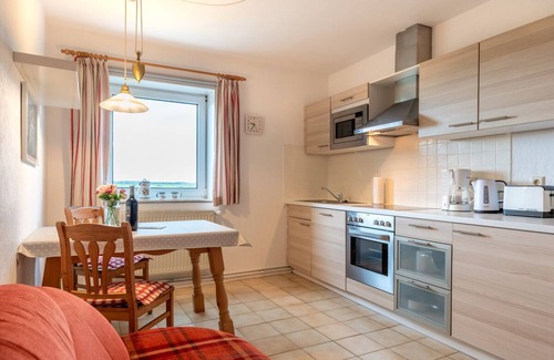 Midlum Apartment | Relax and feel good: Your family-friendly vacation apartment in Midlum!