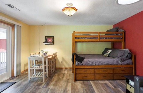 Oregon City Apartment | Relax and Get Away from It All - The Original Blessings Farm Hideaway!