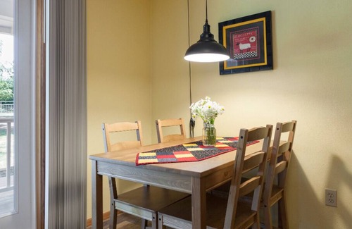 Oregon City Apartment | Relax and Get Away from It All - The Original Blessings Farm Hideaway!