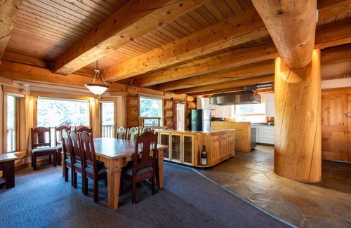 Blue River Hotel | Relax and Recharge - Luxury in the Mountains! Book your amazing summer getaway!