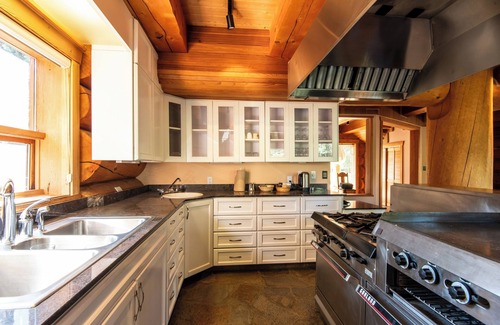 Blue River Hotel | Relax and Recharge - Luxury in the Mountains! Book your amazing summer getaway!