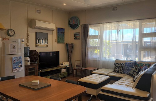 Tumby Bay House | Relax and recharge, frolic and fish in Tumby Bay