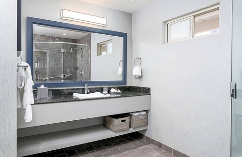 Carlsbad Village Hotel | Relax and Recharge! Outdoor Pool, Beachfront Property, Free Breakfast!