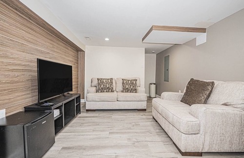 Hillcrest Heights Apartment | Relax and Recharge in a Cozy Basement Studio Space