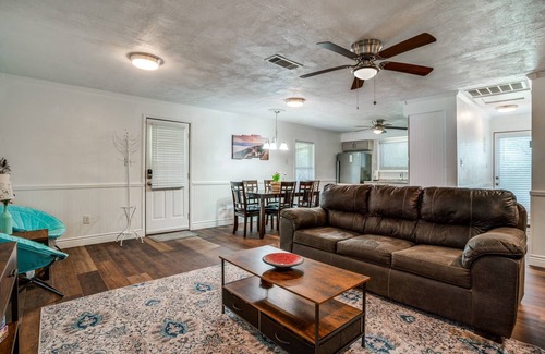 Pottsboro House | Relax and Reconnect at Lake Texoma Lodge - Tranquil Setting Near Marinas and Choctaw Casino!