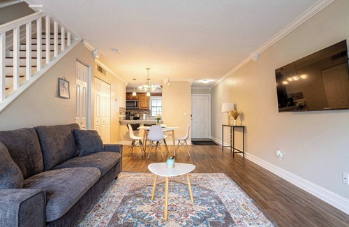 University House | Relax and Recover Townhouse