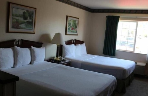 Kelso House | Relax and Unwind in GuestHouse Kelso Longview! 2 Great Units, Pets Allowed