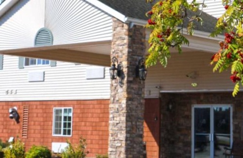 Kelso House | Relax and Unwind in GuestHouse Kelso Longview! 2 Great Units, Pets Allowed