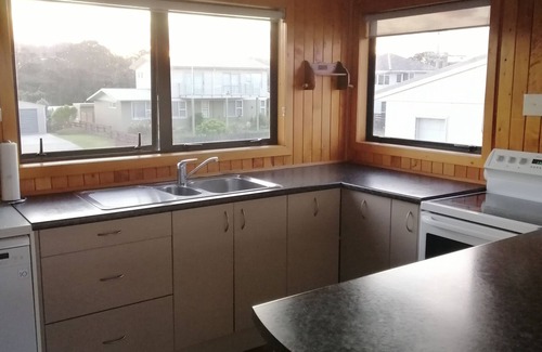 Waihi Beach House | Relax and unwind in beautiful Waihi Beach