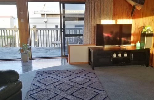 Waihi Beach House | Relax and unwind in beautiful Waihi Beach