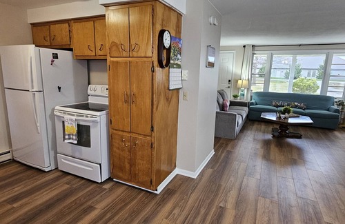 Fort Wayne House | Relax and unwind in this colorful home close to hospitals and colleges!