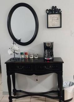 College Station House | Relax and Unwind