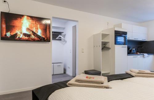 Bergerhausen Apartment | Relax-Apartment 2 mit Massagesessel, Smart-TV und Küche