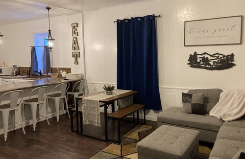 Ephraim House | Relax at Mindy’s Country Cottage