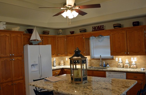 Riviera House | Relax at our Baffin Bay Getaway