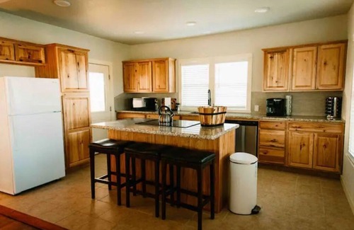 Oakland House | Relax at RMB Longhorn East, a country paradise