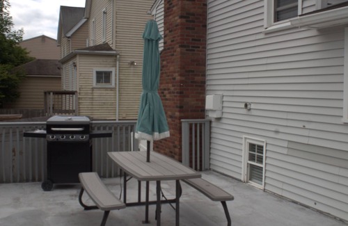 East Haven House | Relax at Rudy's peaceful resting place.
