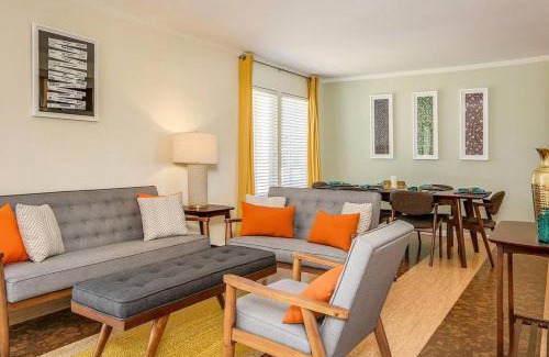 Desert Park Estates House | Relax at the 3BR Tranquil Oasis in Palm Springs