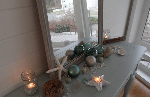 Coupeville House | Relax at Water's Edge - Amazing, Beach Home - Low winter rates Dec - Apr