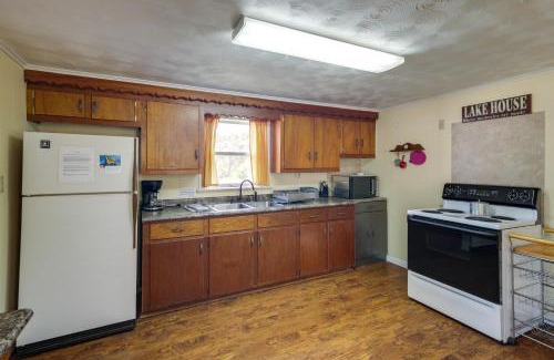 Lake Whitney House | Relax By Lake, Hike From Your Door Whitney Home
