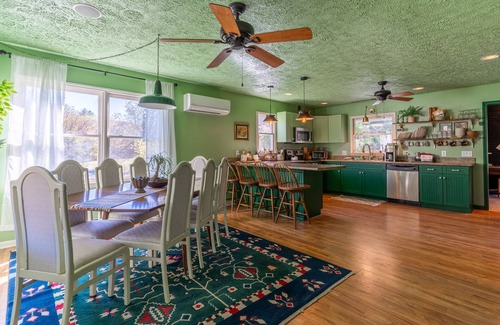Sparta House | Relax by the Creek with your Family, Enjoy Fire Pit with Beautiful Fall Foliagen