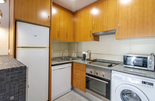 La Marina Apartment | Relax by the sea and enjoy the waves of the Mediterranean.