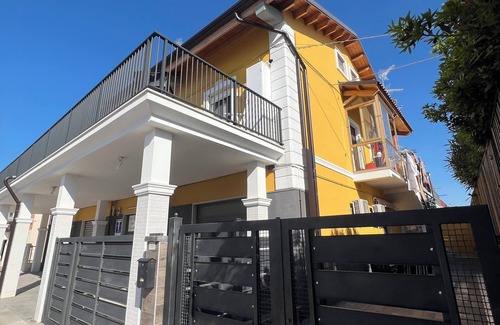 Lido di Campomarino Apartment | Relax by the Sea – Cozy 2-Bedroom Apartment with Terrace in Campomarino lido
