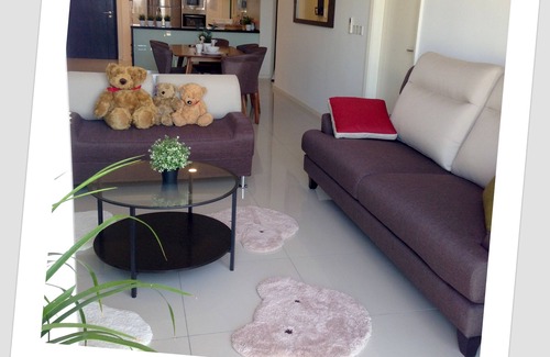 Bunga Paya Pantai Condo | Relax & Chill at our chic breezy new high floor 3-bedrms apt with stunning view
